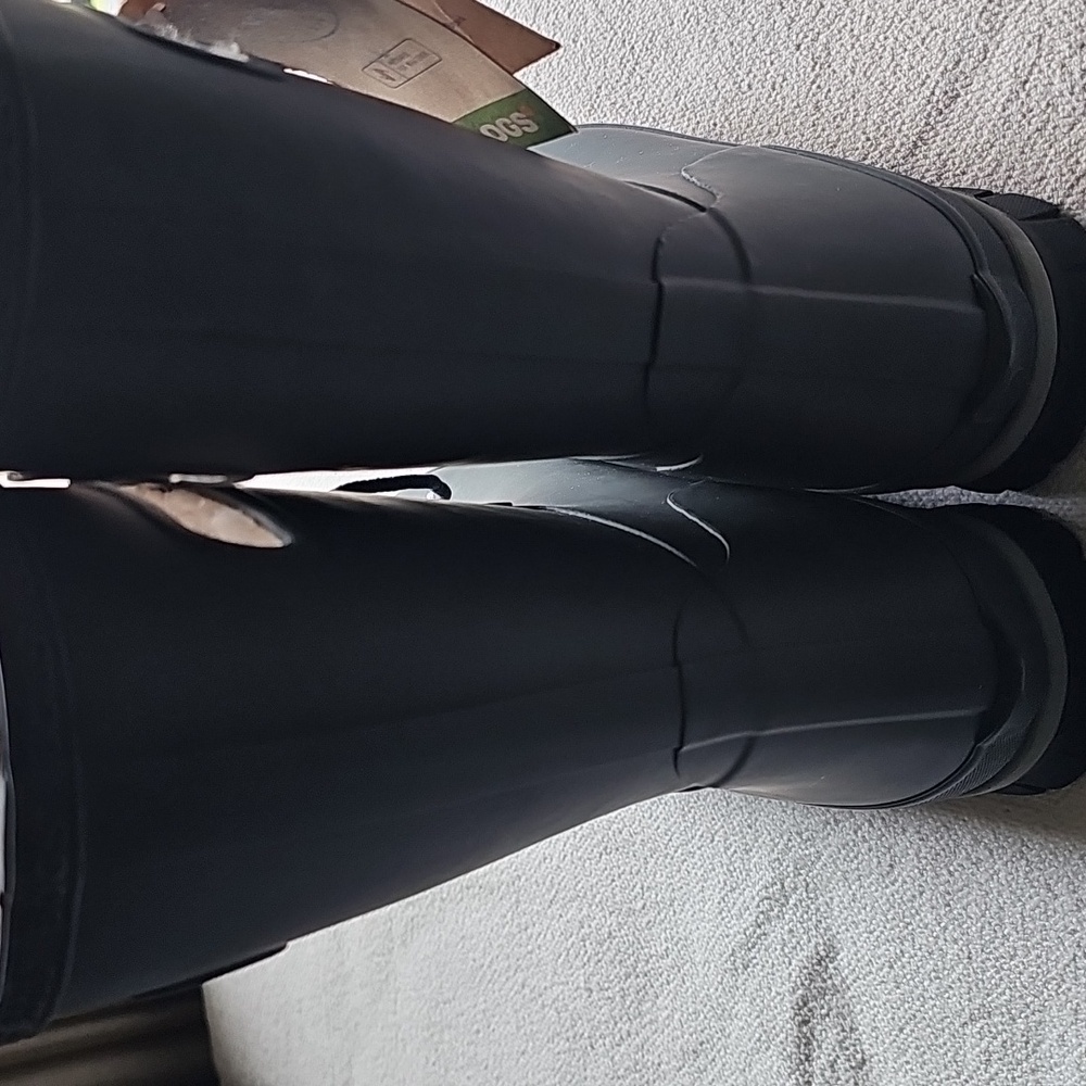 Bogs Lace-Up Waterproof Plush Lined Amanda Boots in Dark Grey - Picture 6 of 9
